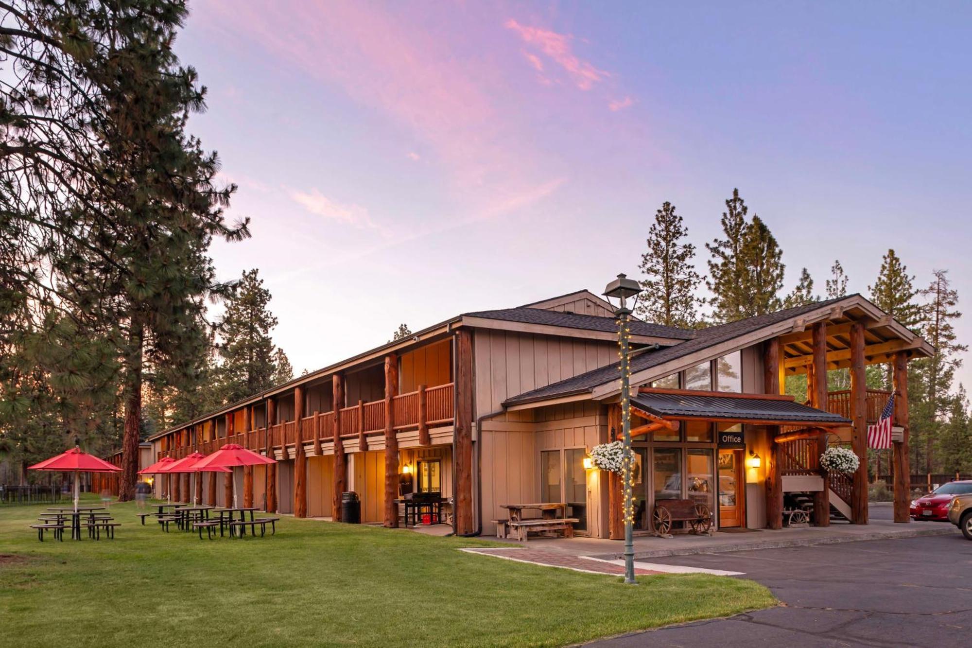 Best Western Ponderosa Lodge Sisters Eksteriør billede