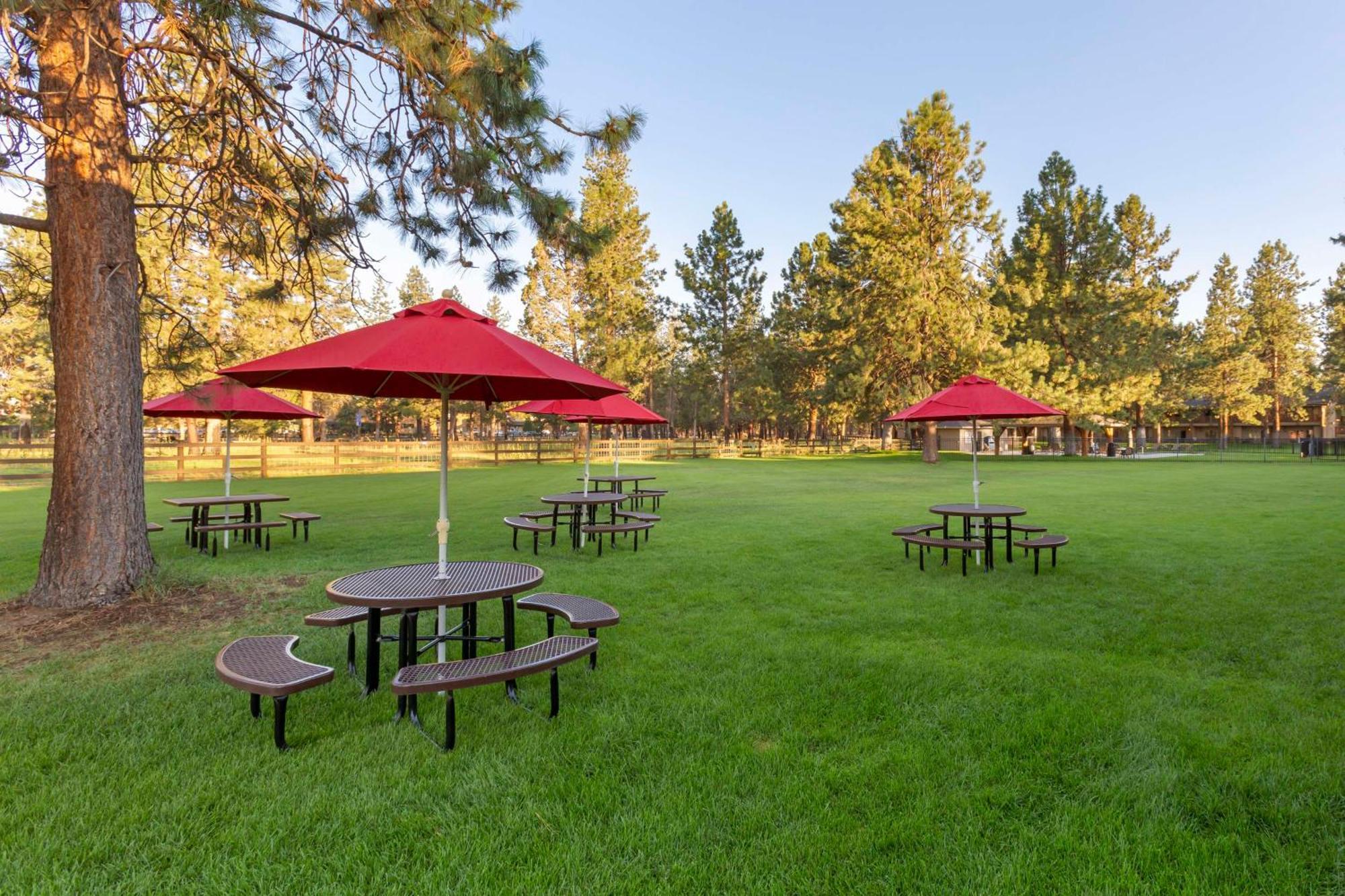 Best Western Ponderosa Lodge Sisters Eksteriør billede